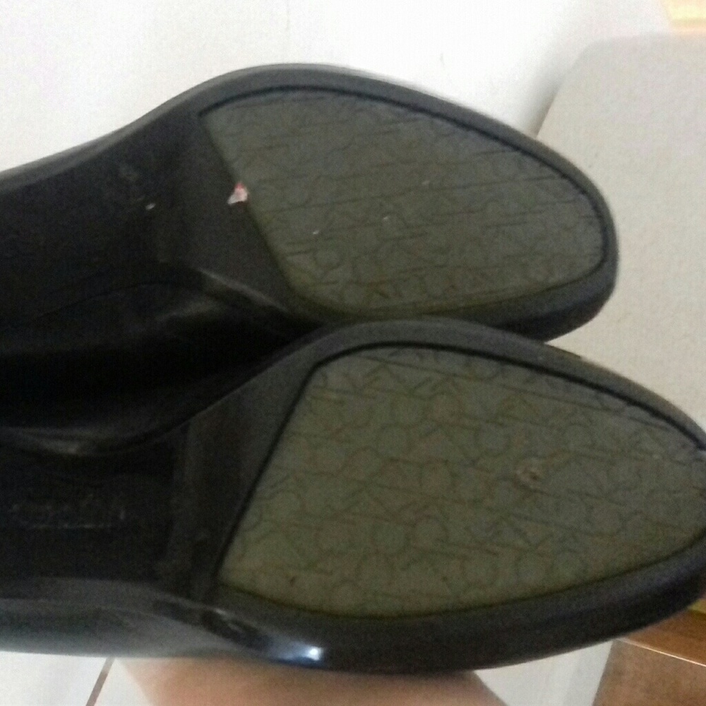 Calvin Klein block heel pump, size 7 - Picture 6 of 7